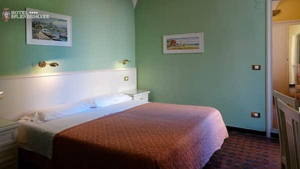 Hotel Splendid Mare Laigueglia Exterior photo
