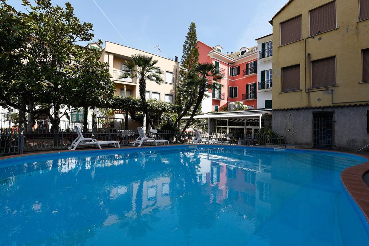 Hotel Splendid Mare Laigueglia Exterior photo