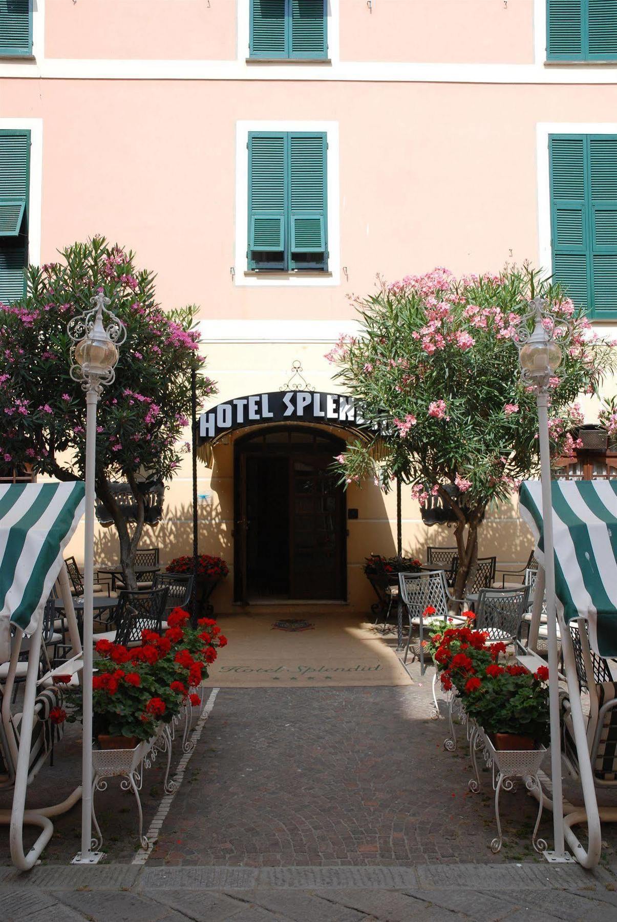 Hotel Splendid Mare Laigueglia Exterior photo